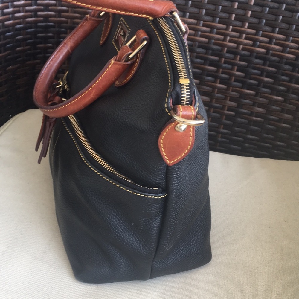Dooney and Bourke Leather Bag - Picture 5 of 16